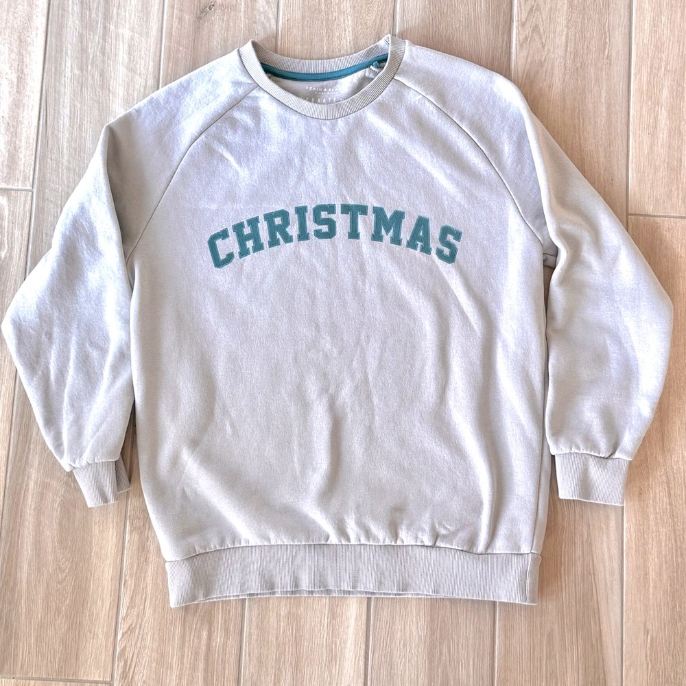 Oversized Christmas sweater -men’s or women’s -(XL)